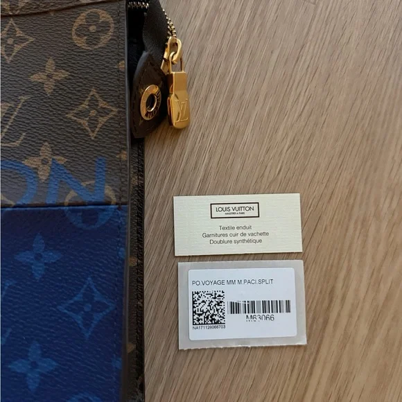 Louis Vuitton Limited Edition Pochette Voyage MM Monogram Eclipse Pacific Blue - Picture 10 of 16